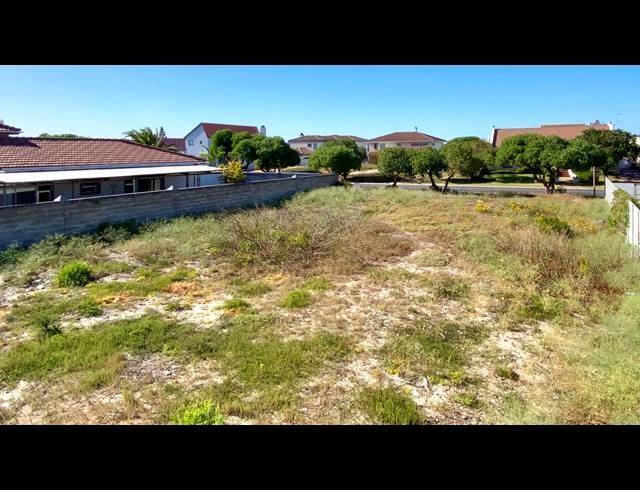 681M² VACANT LAND FOR SALE IN PORT OWEN